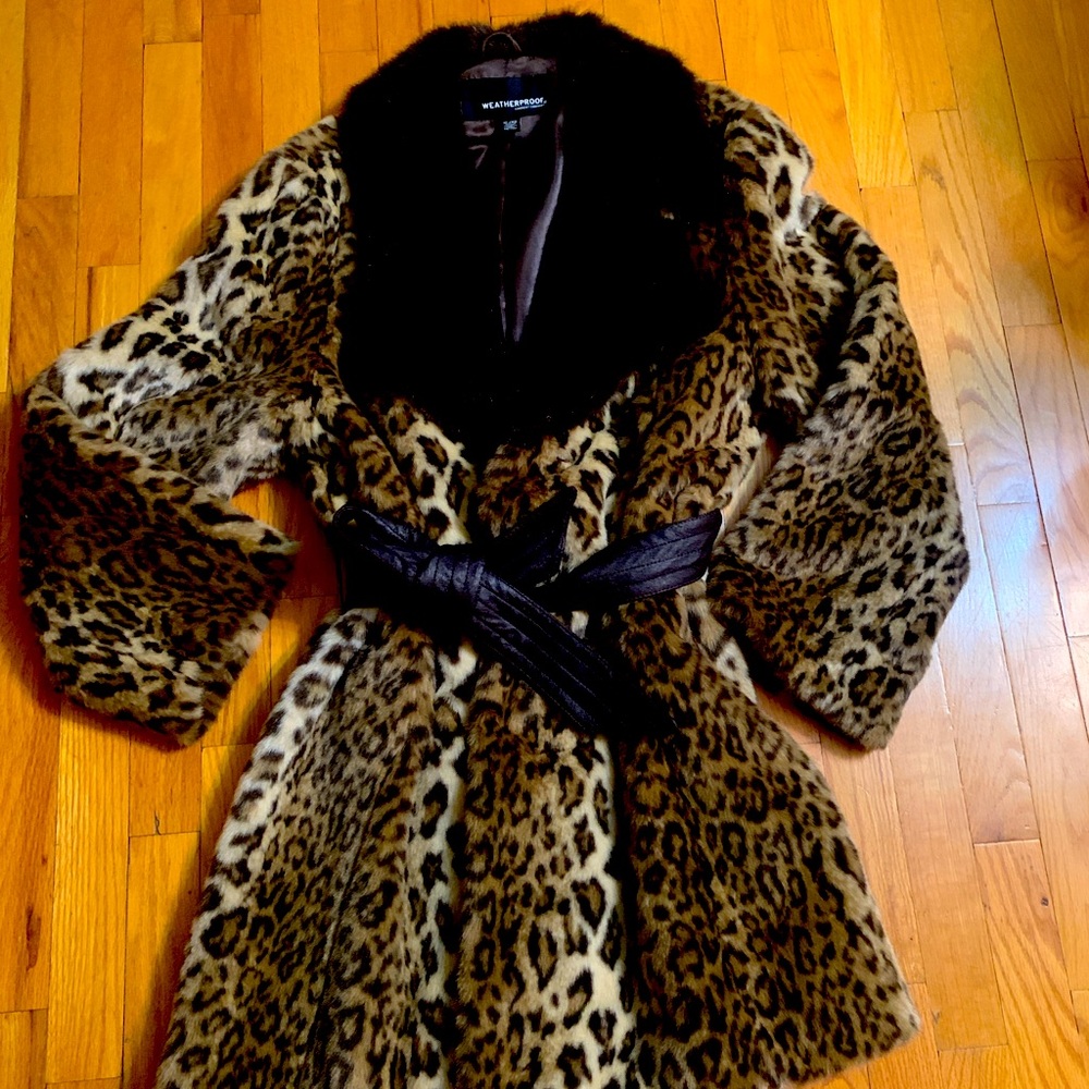 Faux leopard print XL coat